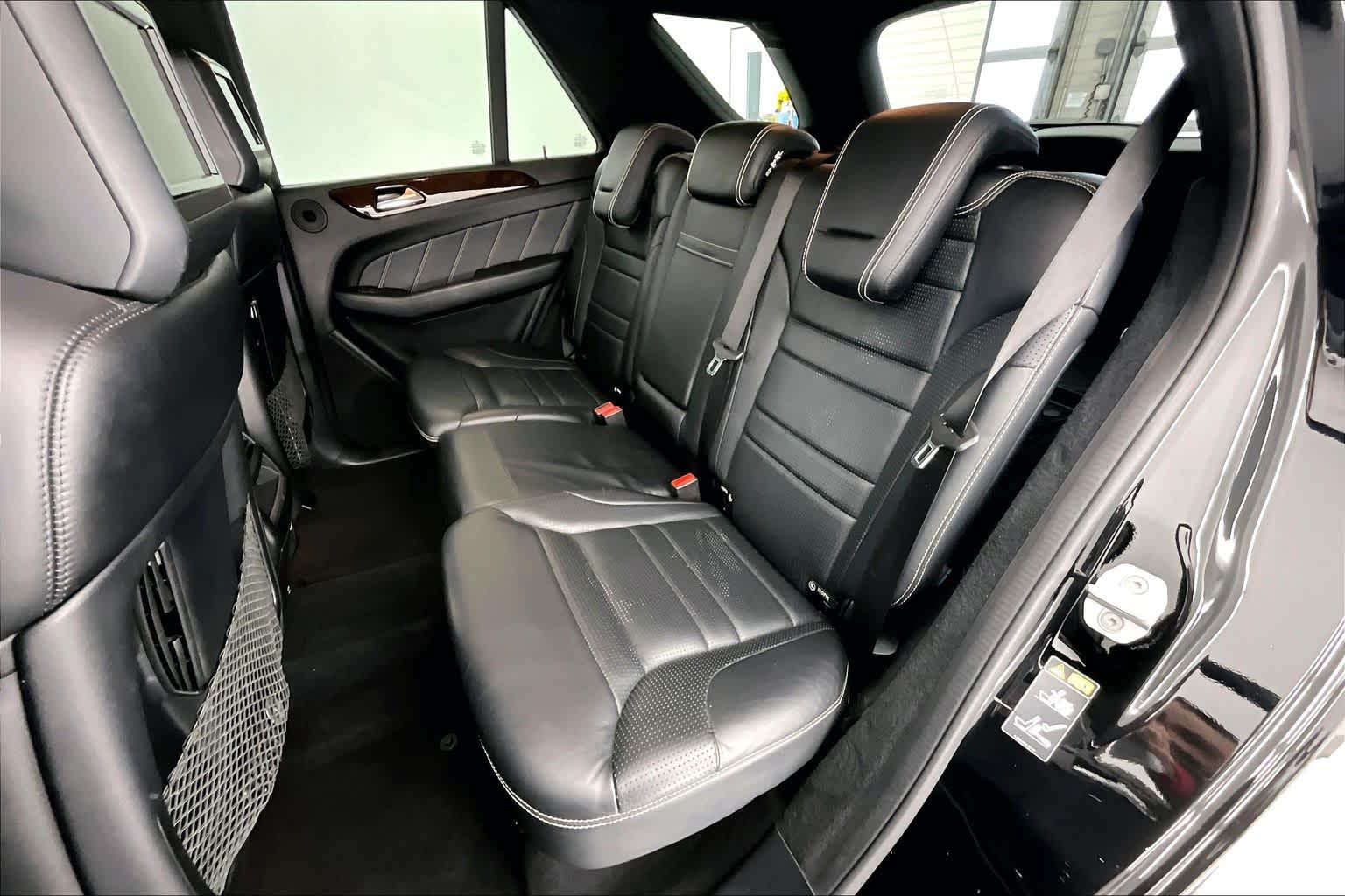 Thumbnail: 2013 Mercedes-Benz M-Class - 12