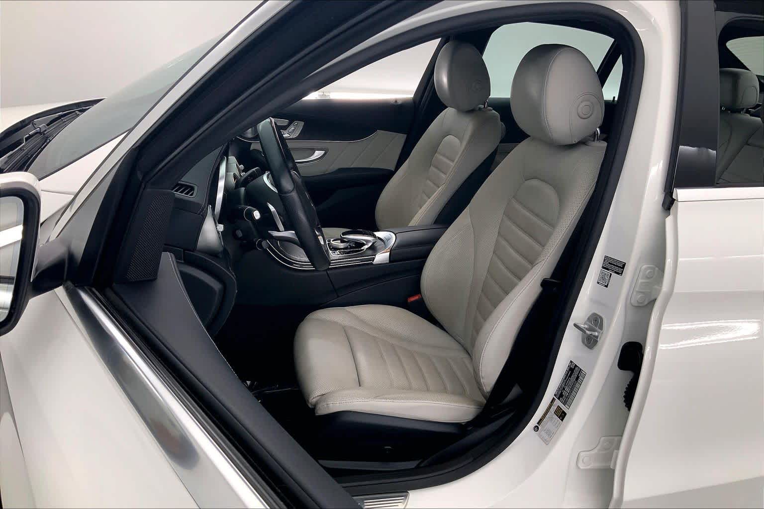 Thumbnail: 2015 Mercedes-Benz C-Class - 11