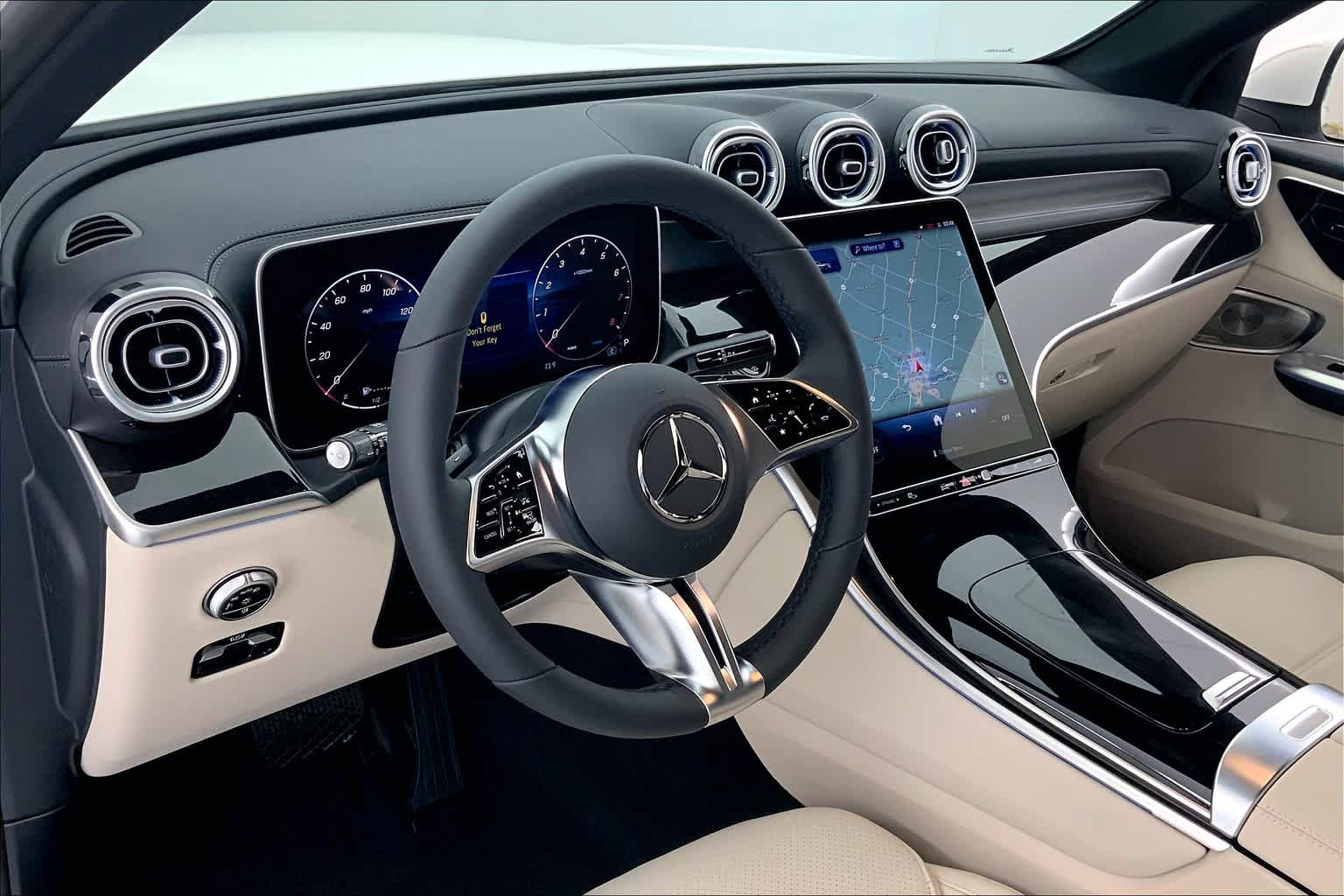 Thumbnail: 2025 Mercedes-Benz GLC - 2