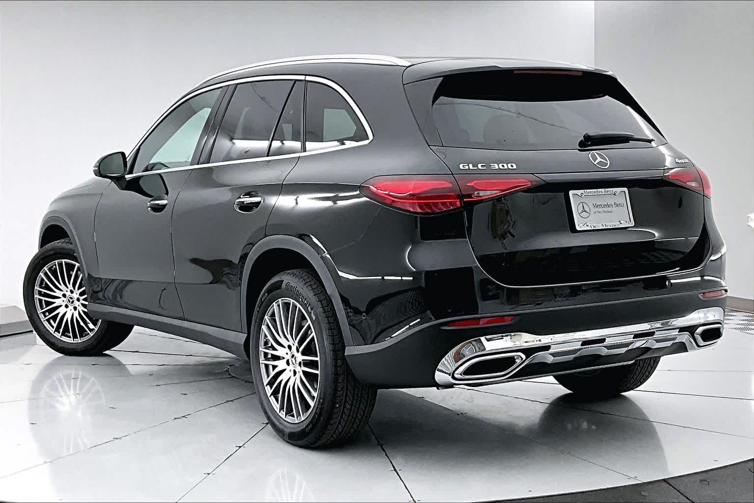 Thumbnail: 2026 Mercedes-Benz GLC - 4
