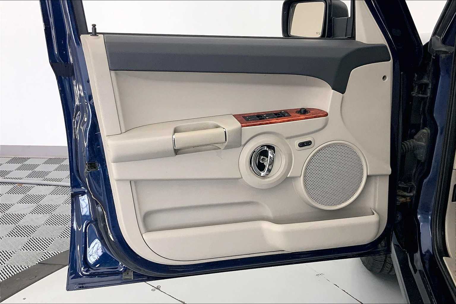 2006 Jeep Commander Limited Edition 22