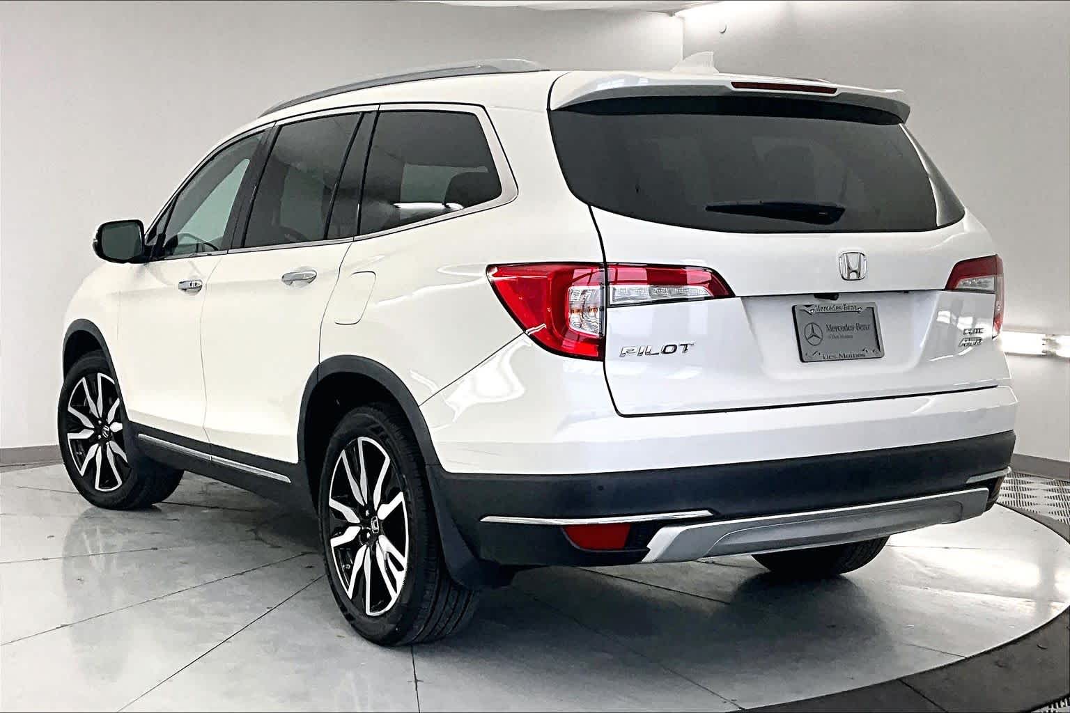 Thumbnail: 2019 Honda Pilot - 4