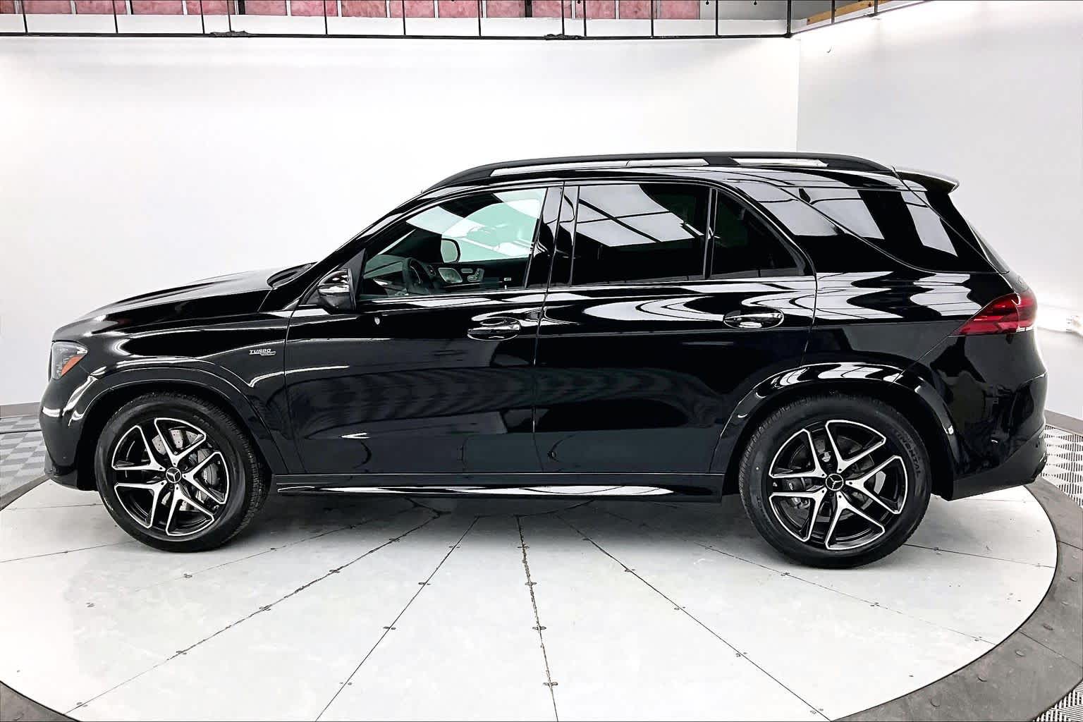 Thumbnail: 2026 Mercedes-Benz GLE - 3