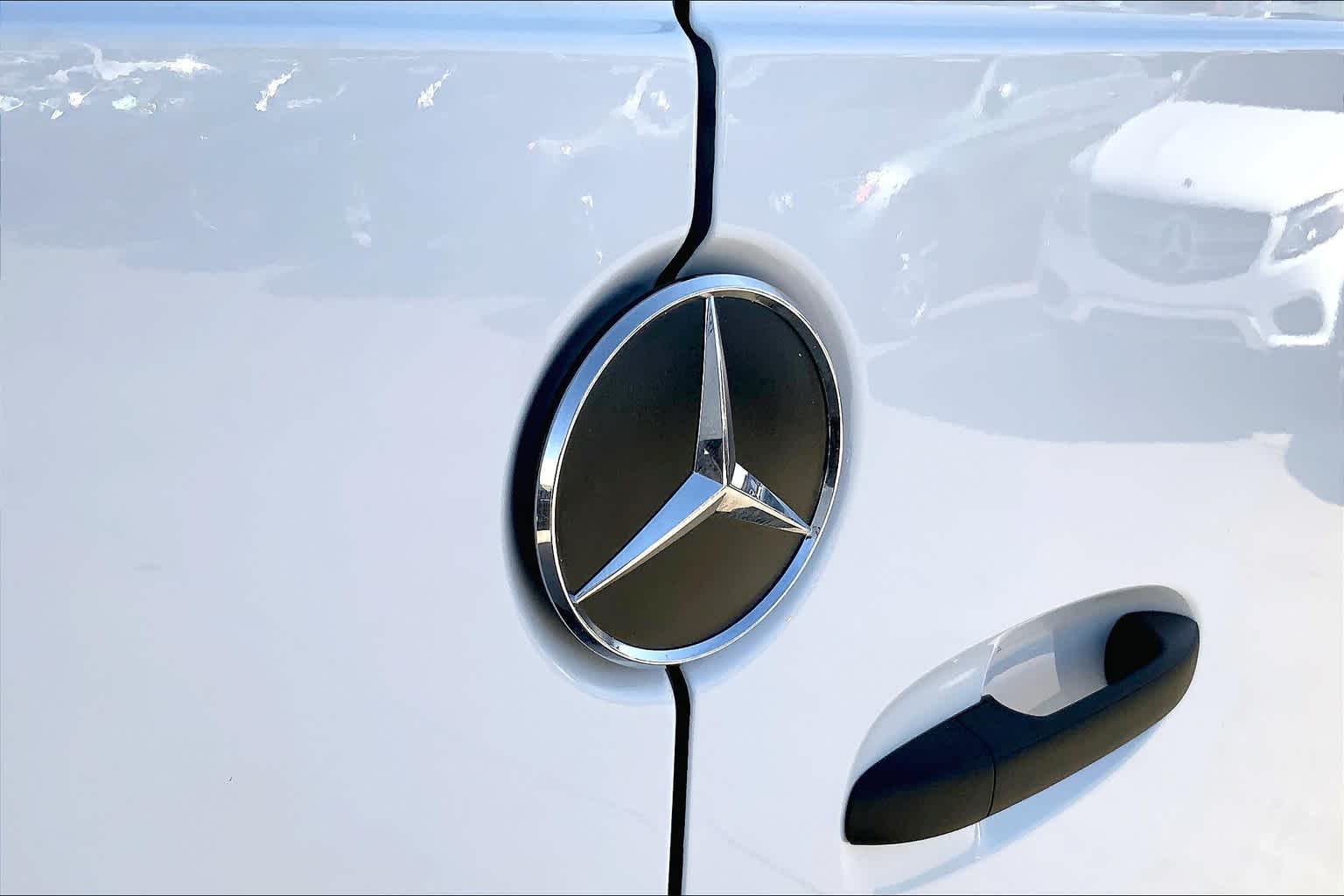 Thumbnail: 2025 Mercedes-Benz Sprinter - 21