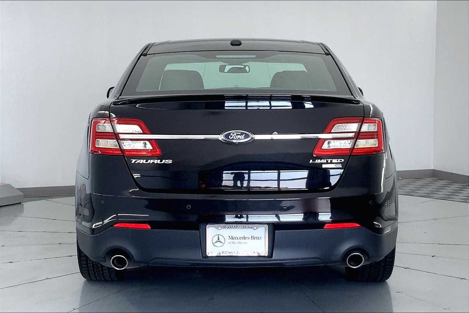 Thumbnail: 2017 Ford Taurus - 5