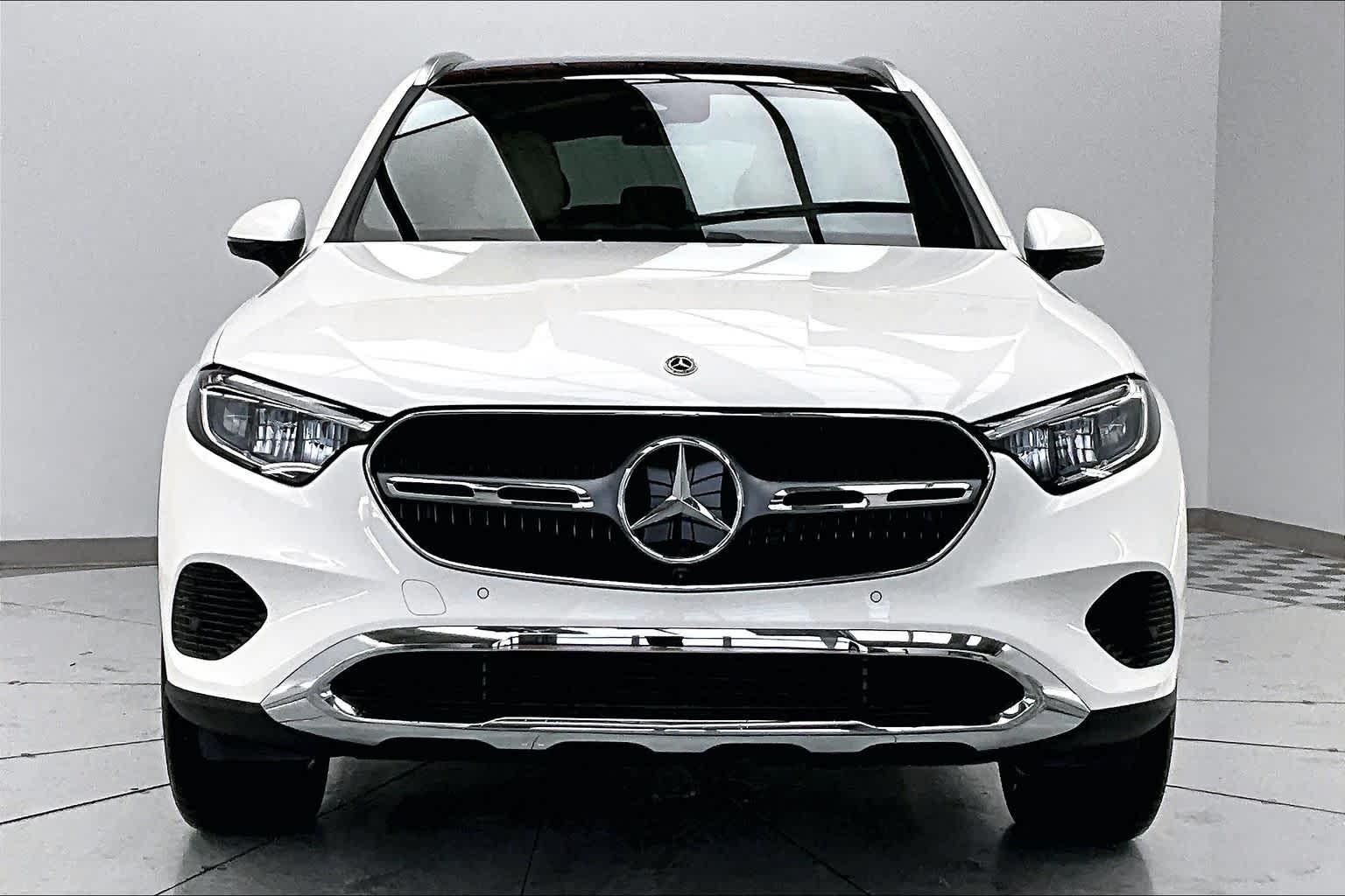 Thumbnail: 2026 Mercedes-Benz GLC - 6