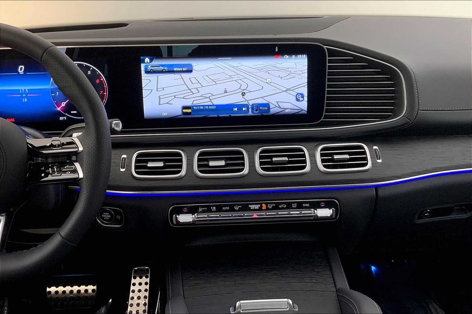 Thumbnail: 2026 Mercedes-Benz GLS - 16