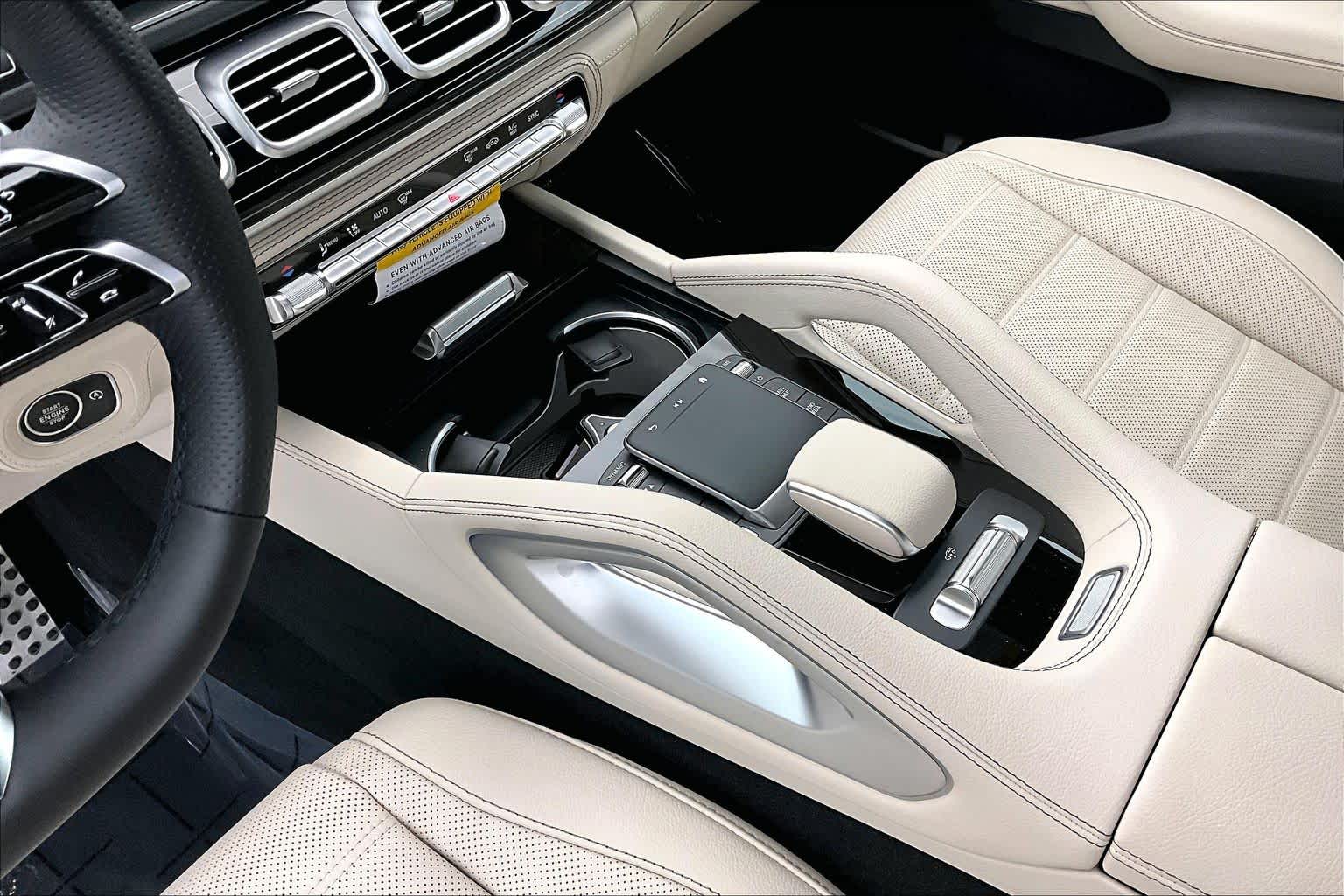 Thumbnail: 2026 Mercedes-Benz GLS - 17