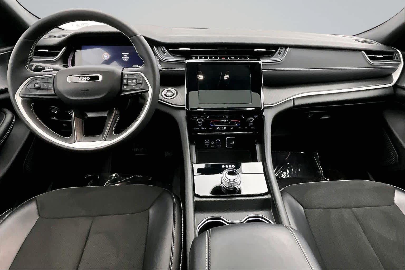 Thumbnail: 2023 Jeep Grand Cherokee L - 9