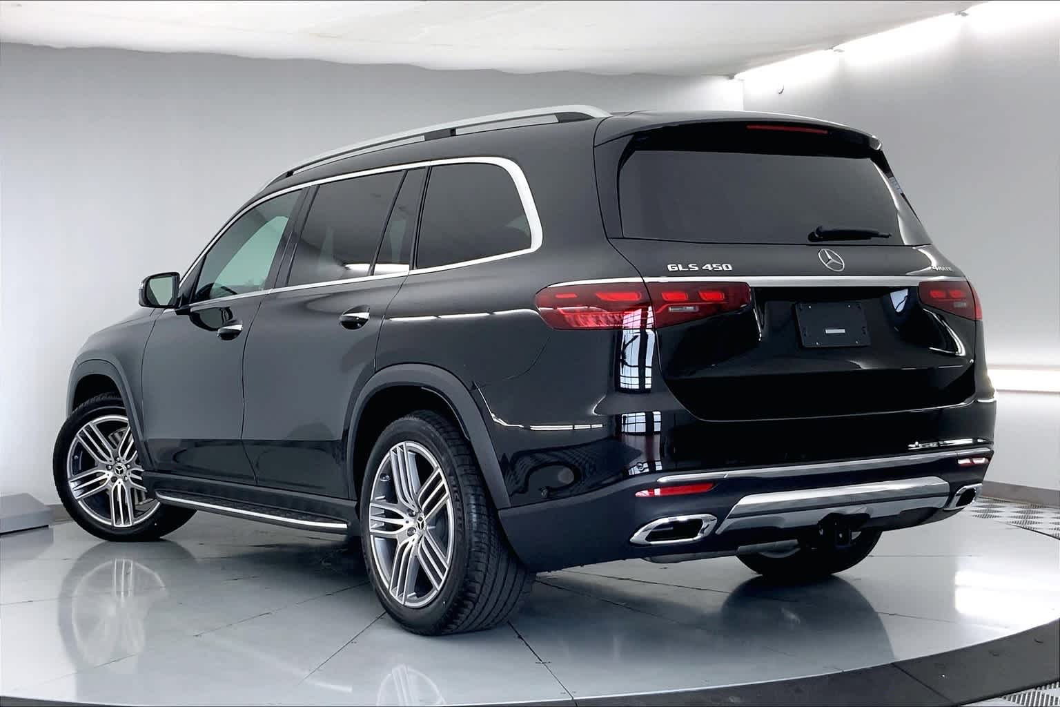 Thumbnail: 2025 Mercedes-Benz GLS - 4