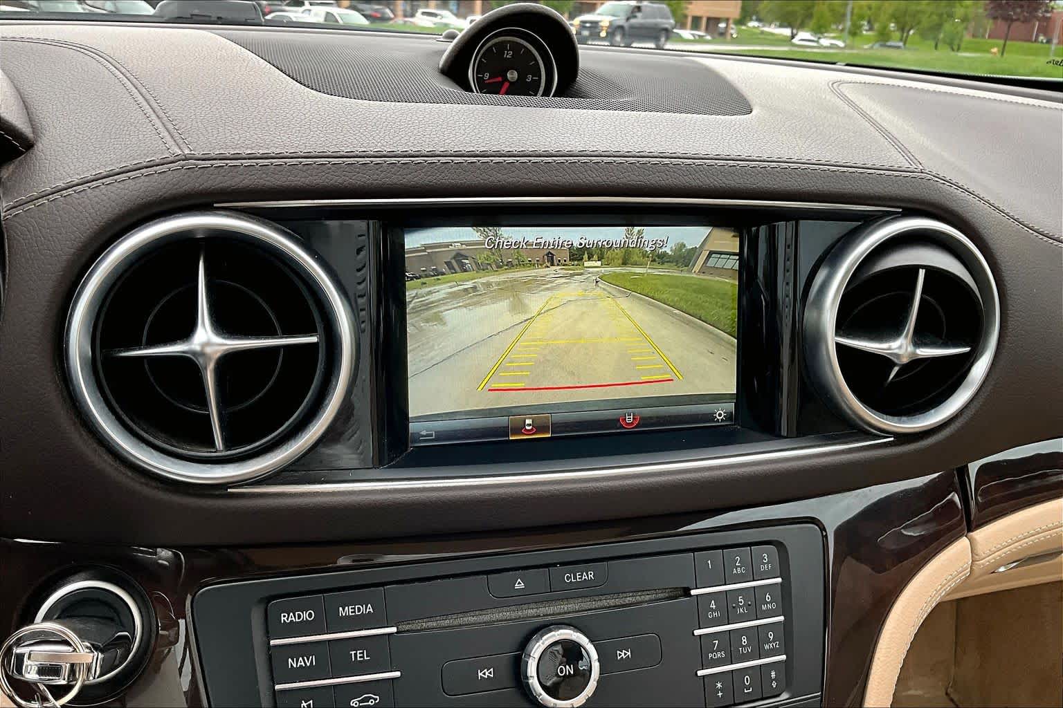 Thumbnail: 2019 Mercedes-Benz SL-Class - 18