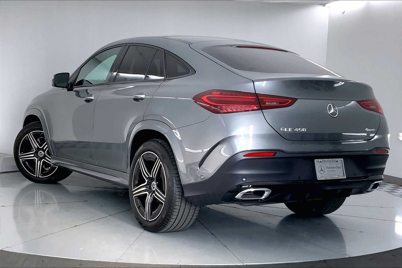 Thumbnail: 2026 Mercedes-Benz GLE - 4