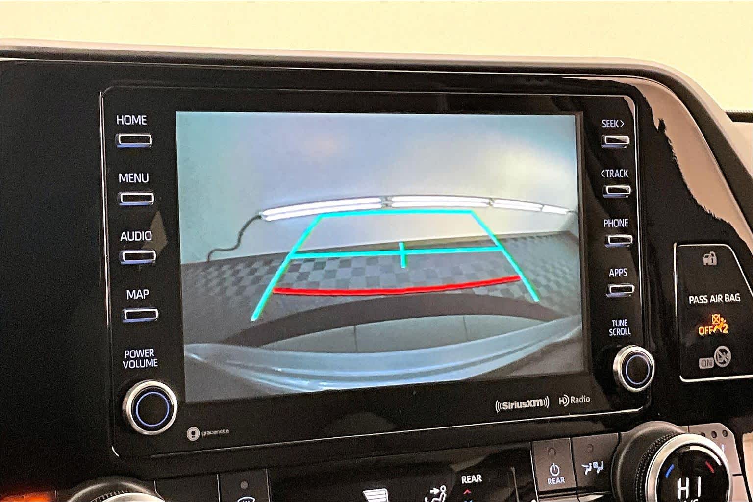 Thumbnail: 2022 Toyota Highlander - 20