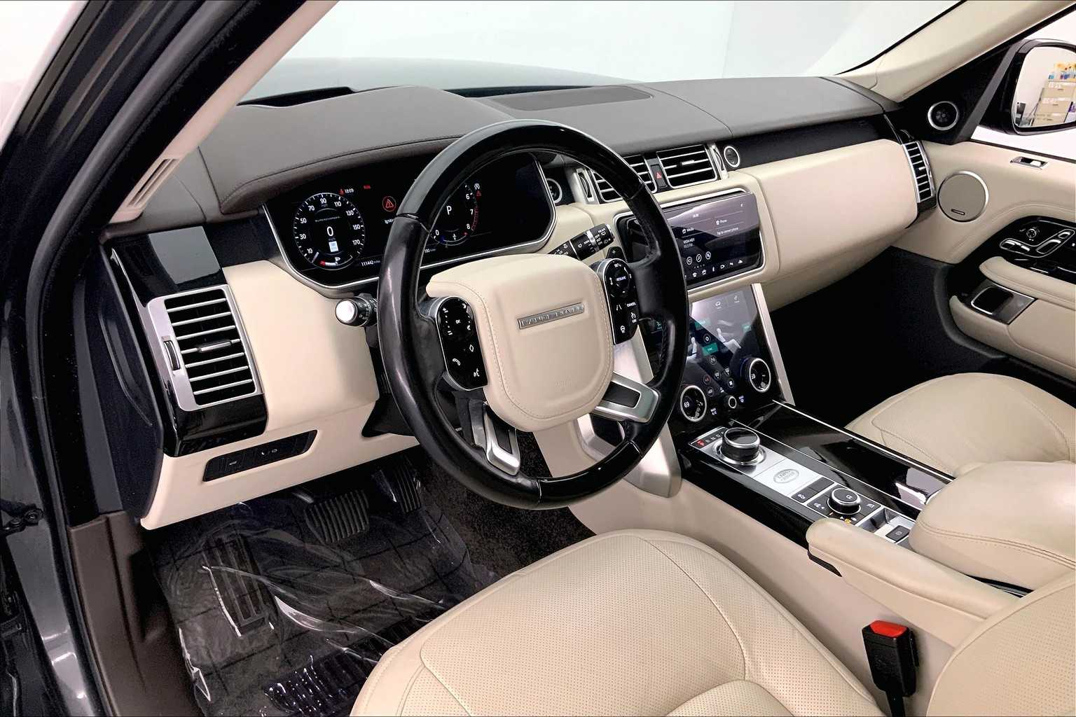 Thumbnail: 2018 Land Rover Range Rover - 2