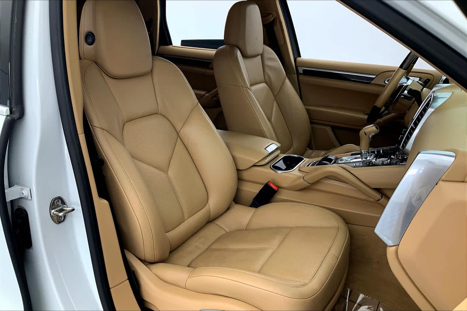 Thumbnail: 2015 Porsche Cayenne - 14