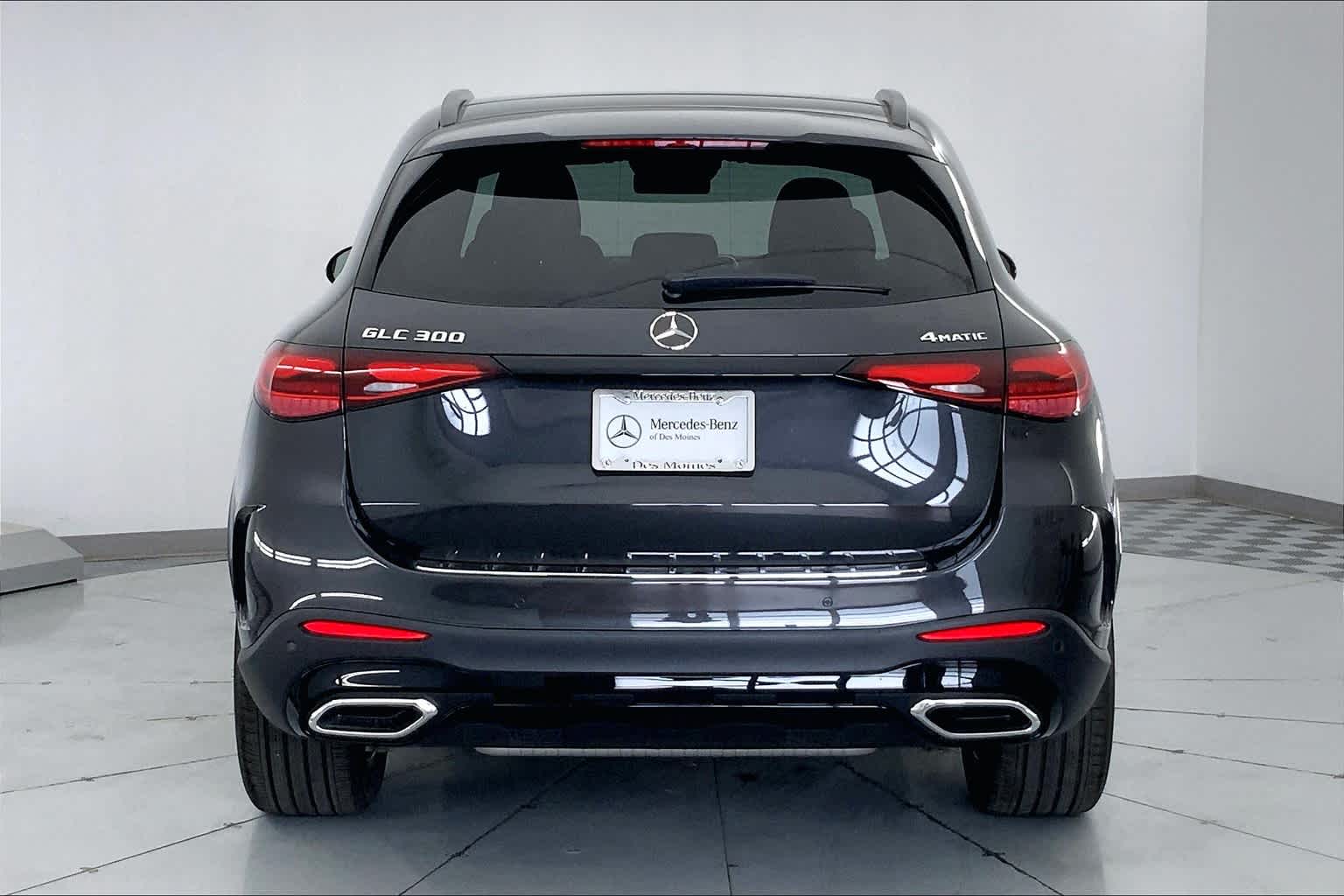 2025 Mercedes-Benz GLC 300 5