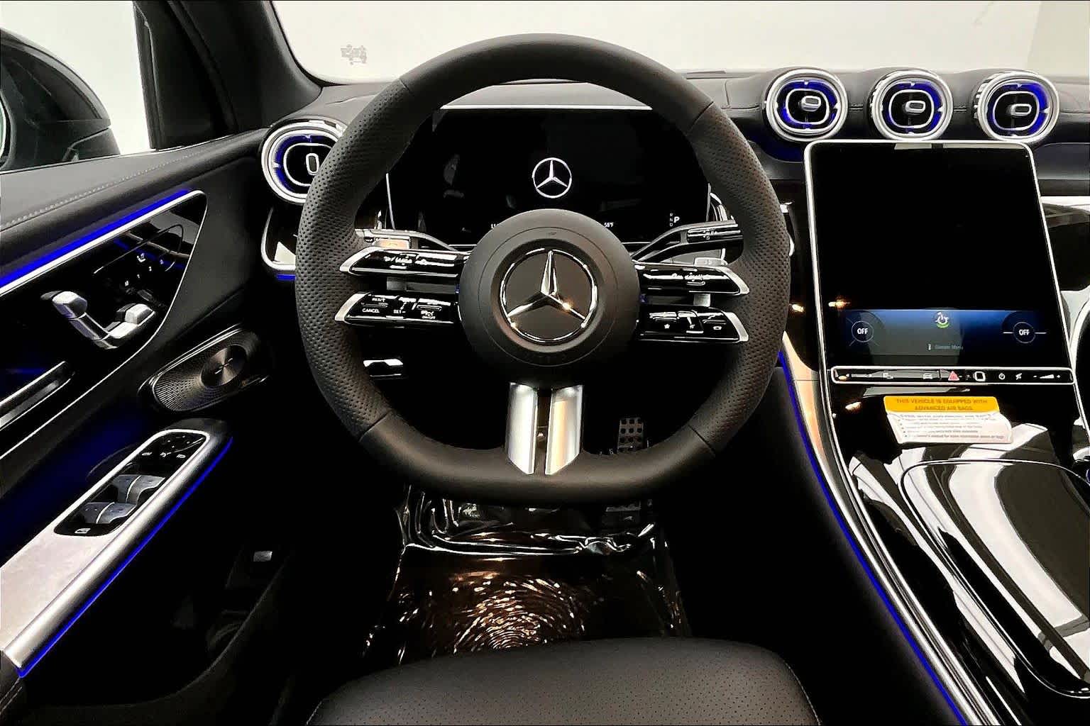 Thumbnail: 2026 Mercedes-Benz GLC - 15