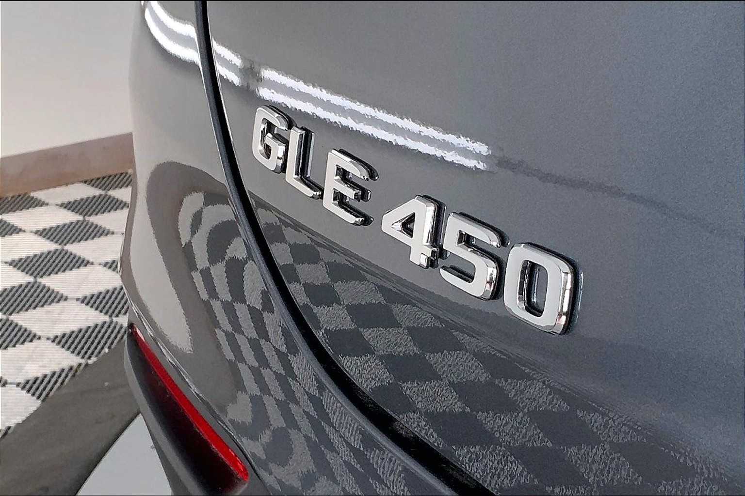 Thumbnail: 2026 Mercedes-Benz GLE - 7