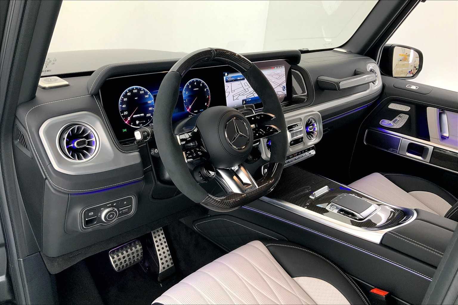 Thumbnail: 2025 Mercedes-Benz G-Class - 2