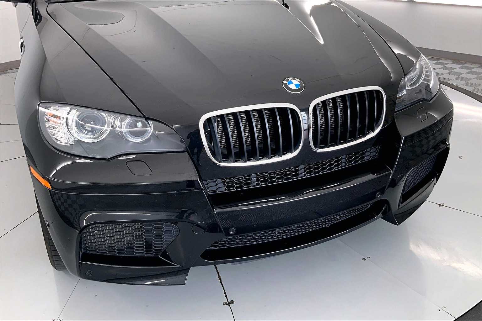 Thumbnail: 2012 BMW X6 - 26