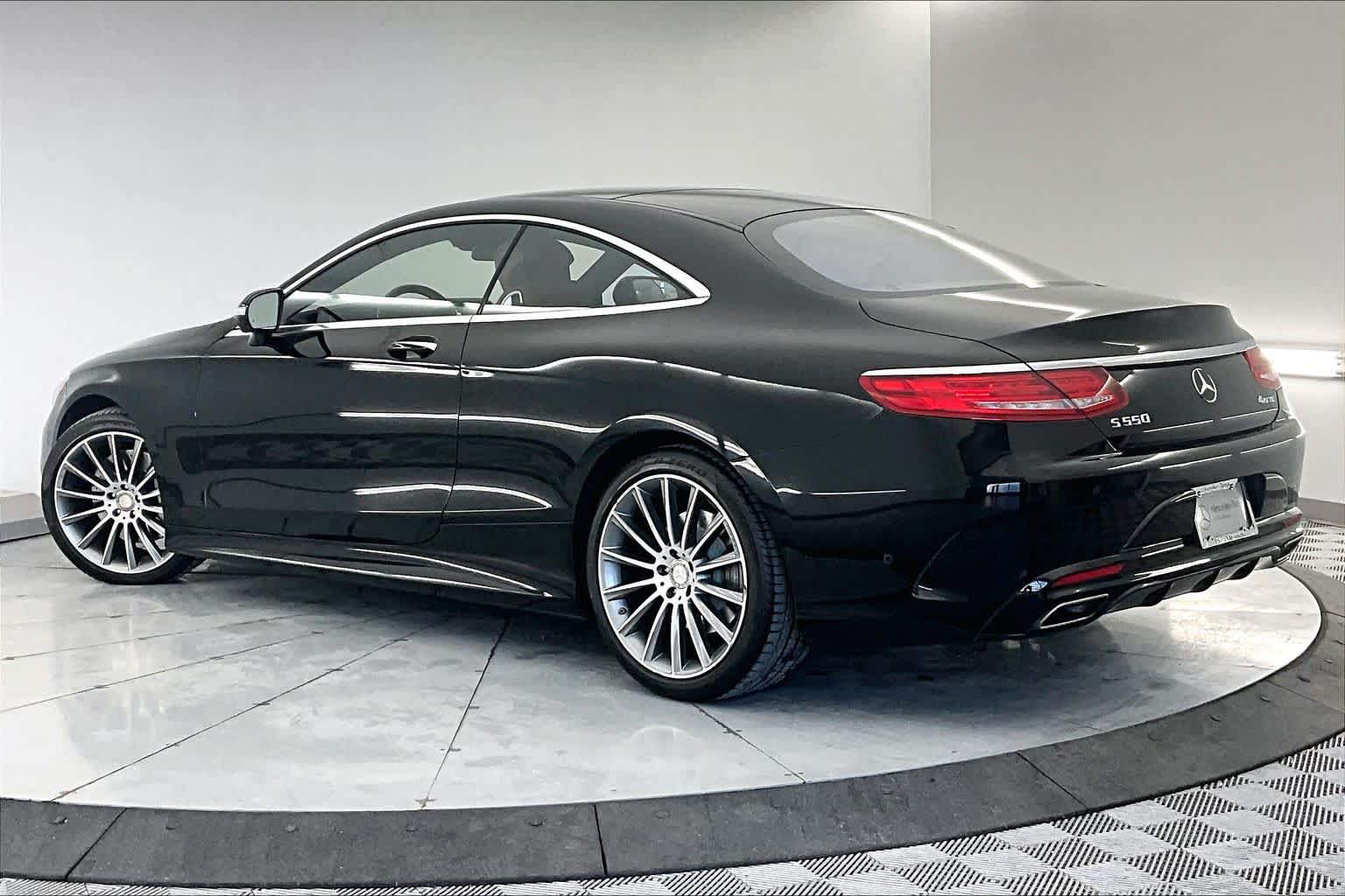 Thumbnail: 2016 Mercedes-Benz S-Class - 4