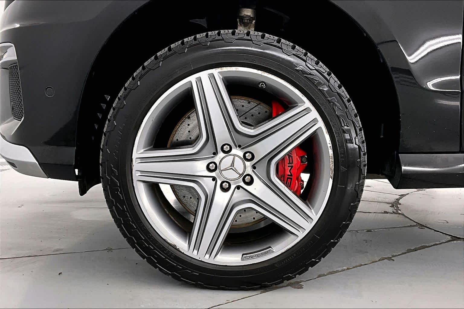 Thumbnail: 2013 Mercedes-Benz M-Class - 7