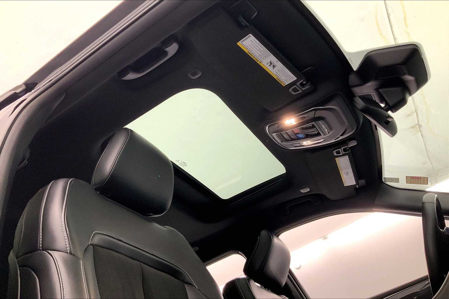 Thumbnail: 2021 Jeep Grand Cherokee L - 21