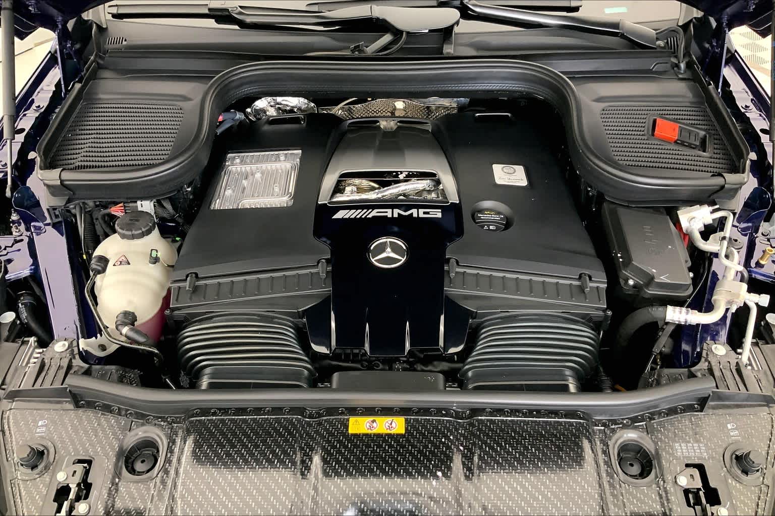 Thumbnail: 2025 Mercedes-Benz GL-Class - 9