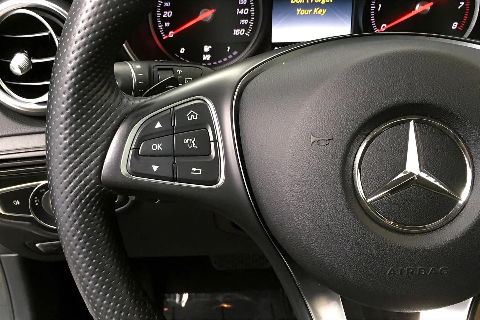 Thumbnail: 2018 Mercedes-Benz GLC - 16