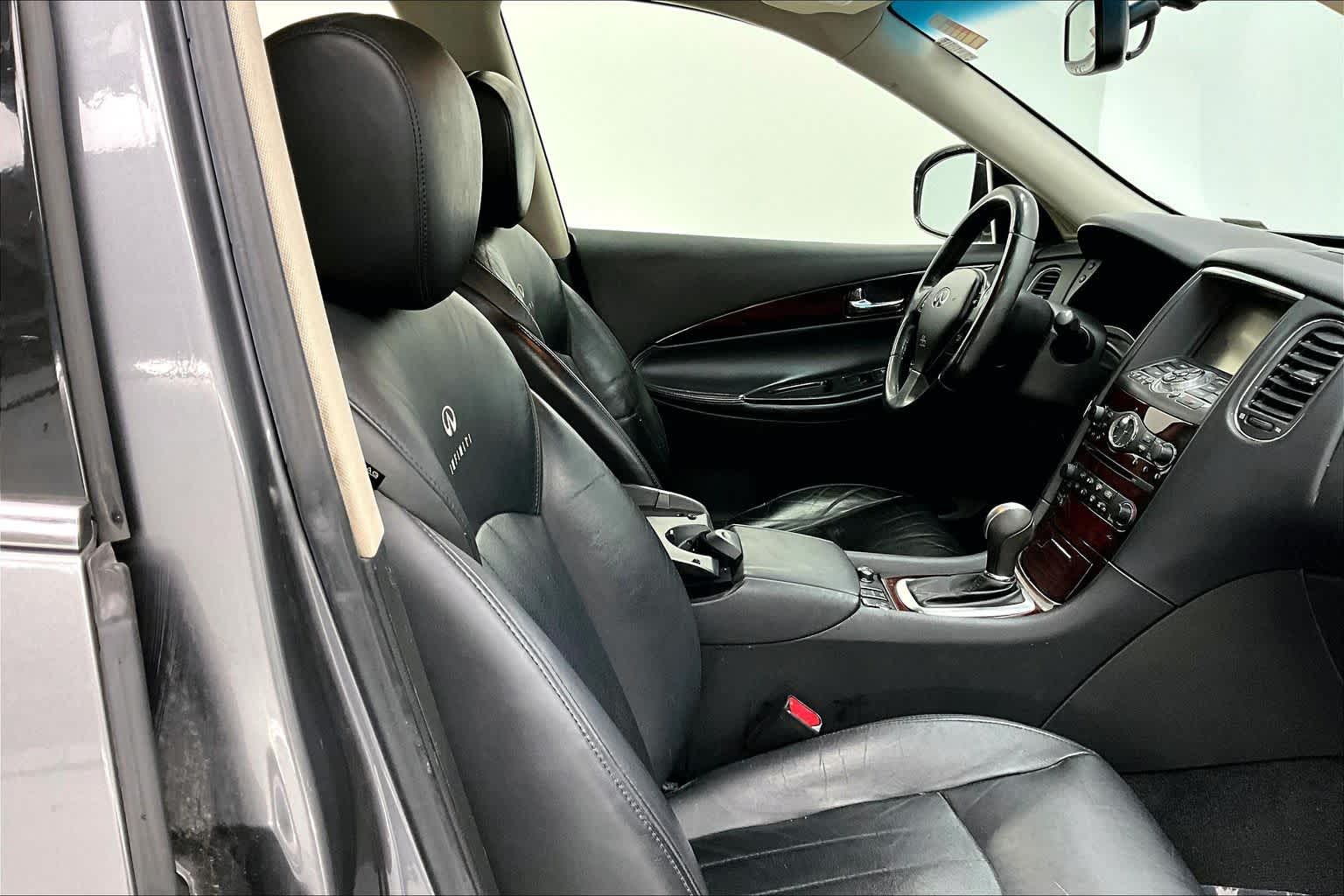 Thumbnail: 2014 INFINITI QX50 - 14