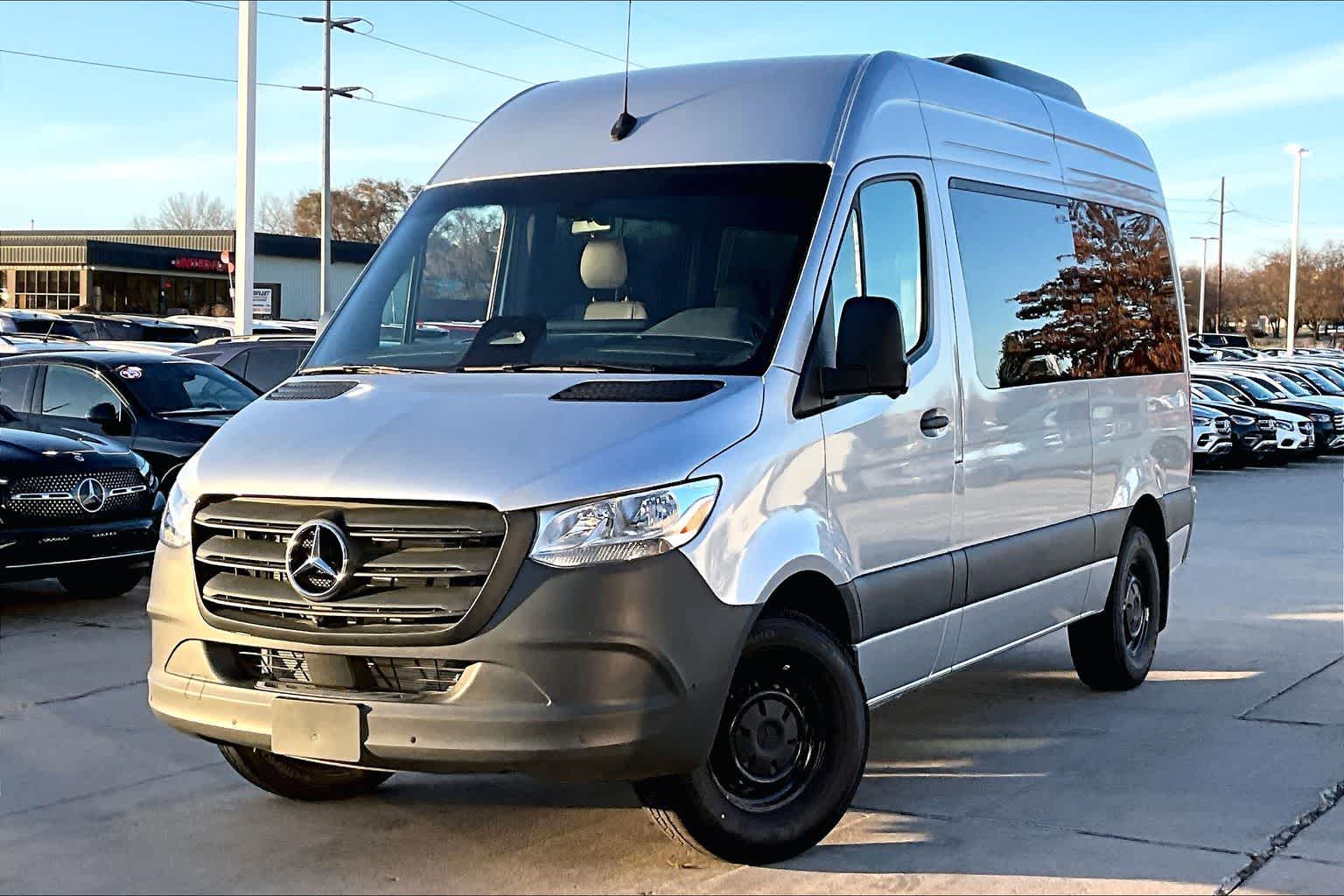 Thumbnail: 2025 Mercedes-Benz Sprinter - 1