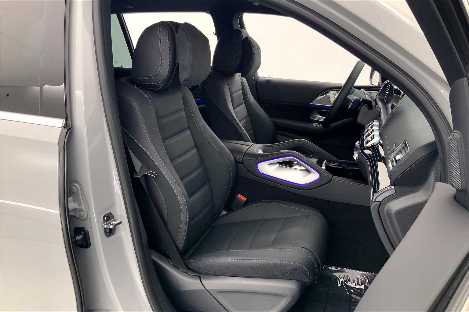 Thumbnail: 2025 Mercedes-Benz GLS - 14