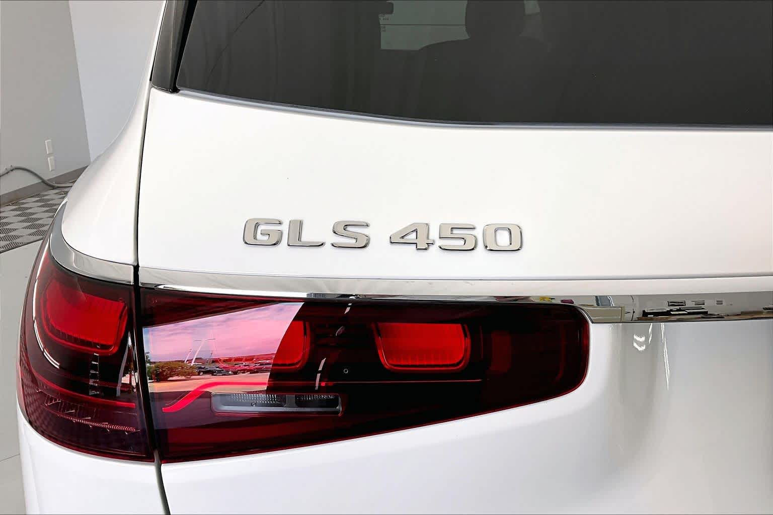 Thumbnail: 2026 Mercedes-Benz GLS - 7