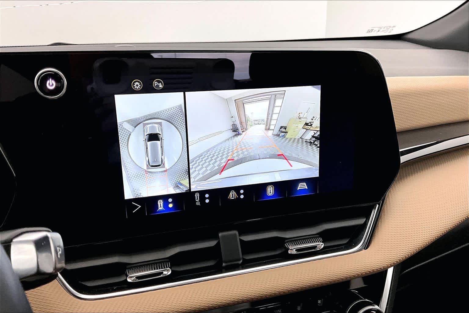 Thumbnail: 2025 Chevrolet Equinox - 21