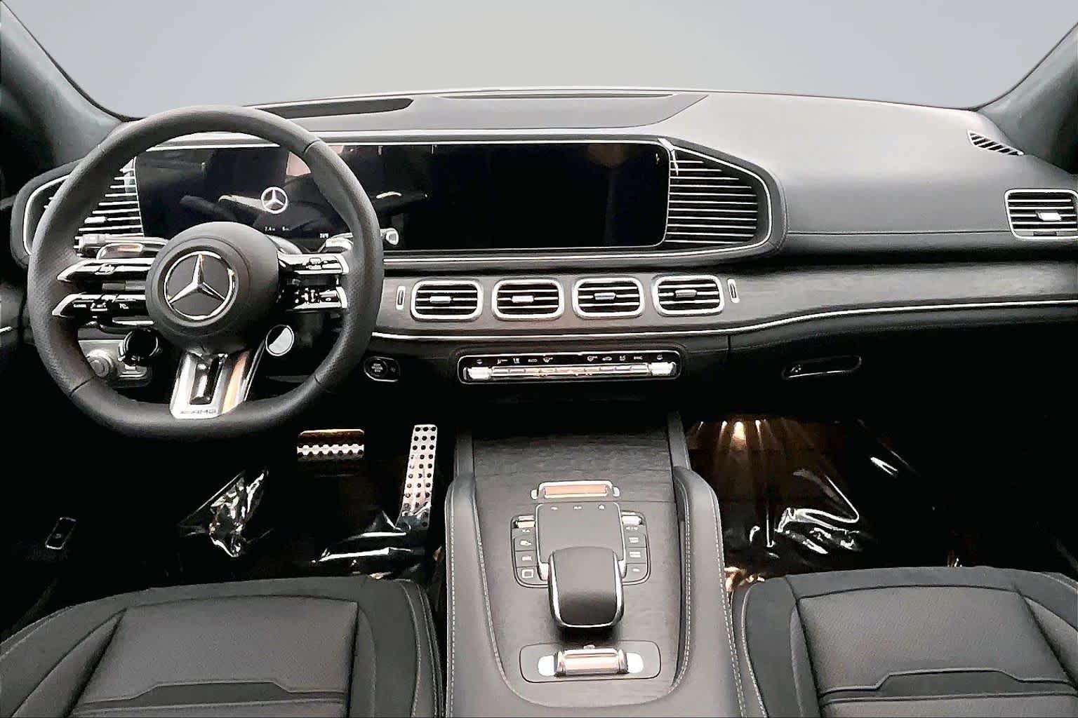 Thumbnail: 2026 Mercedes-Benz GL-Class - 10