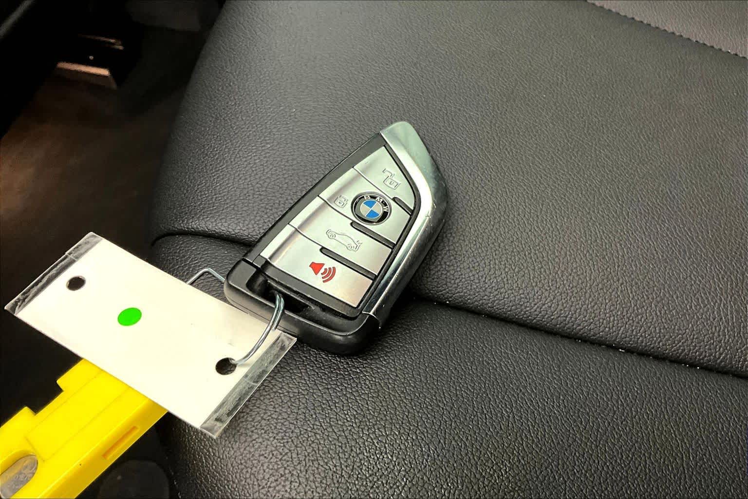 Thumbnail: 2022 BMW X5 - 20