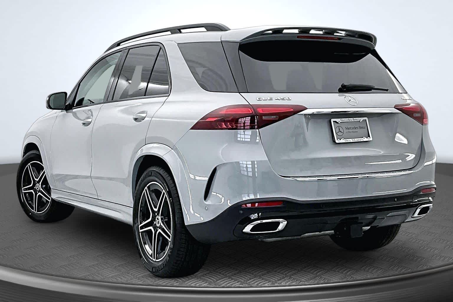Thumbnail: 2026 Mercedes-Benz GLE - 4