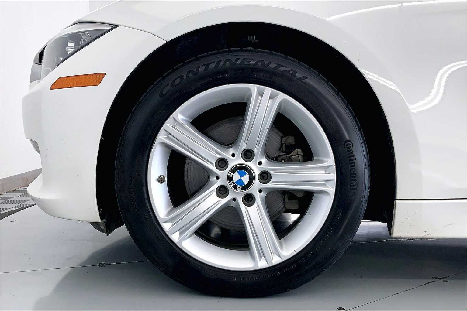 Thumbnail: 2014 BMW 3 Series - 8