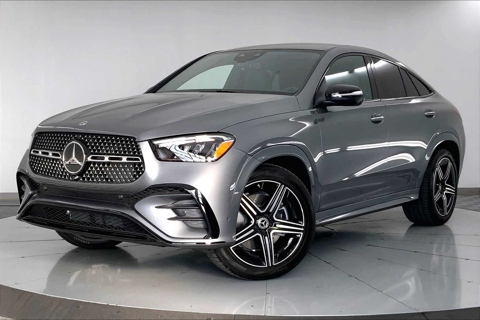 Thumbnail: 2026 Mercedes-Benz GLE - 1