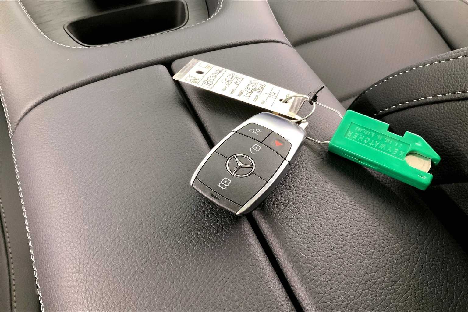 Thumbnail: 2026 Mercedes-Benz GLE - 19