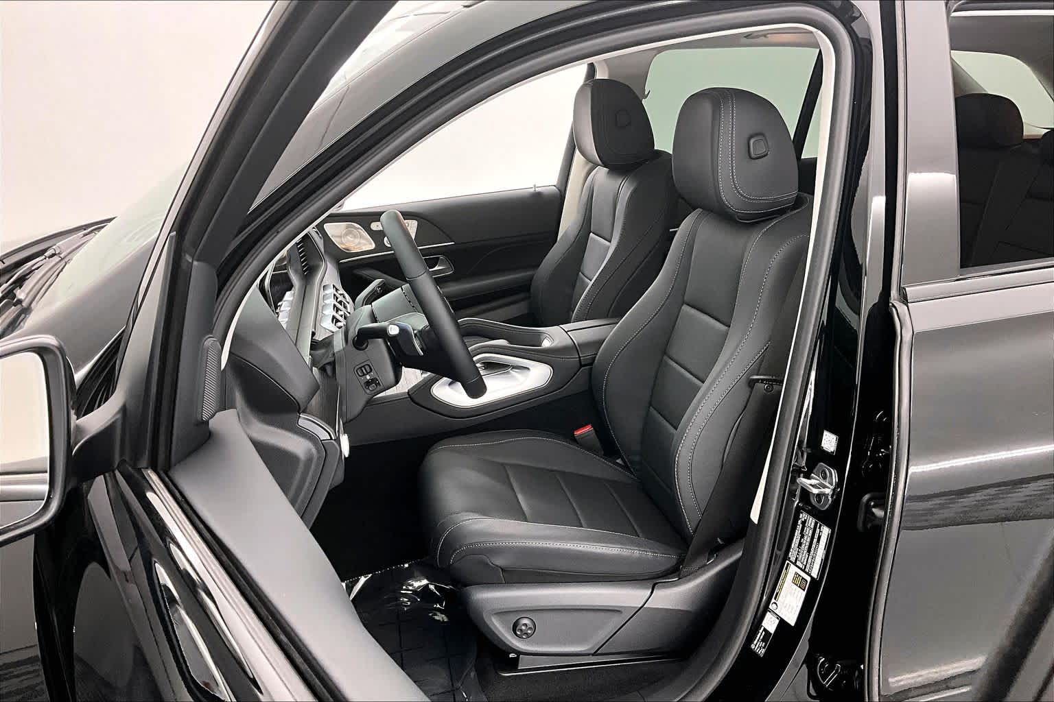 Thumbnail: 2026 Mercedes-Benz GLE - 10