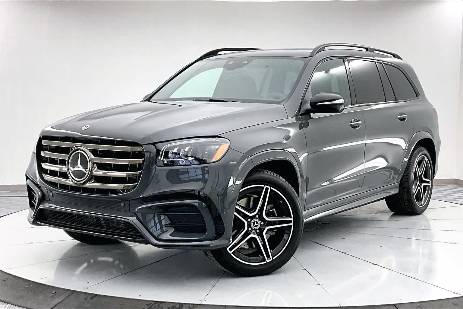 Thumbnail: 2026 Mercedes-Benz GLS - 1