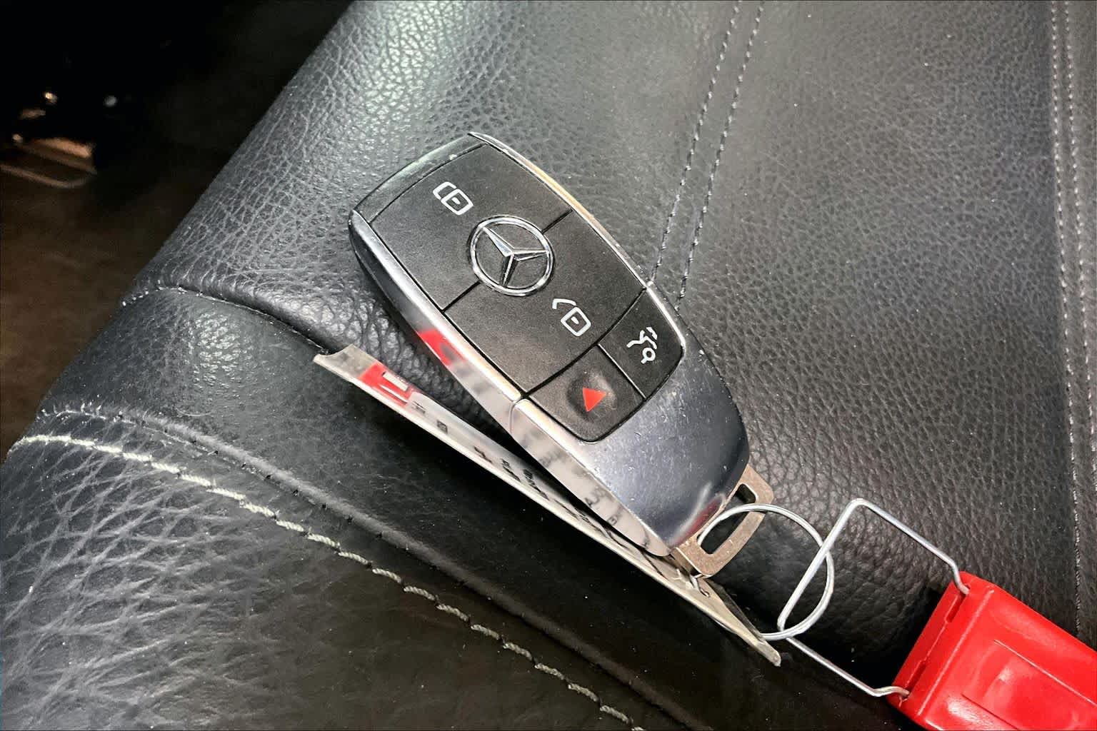 Thumbnail: 2022 Mercedes-Benz GLS - 20