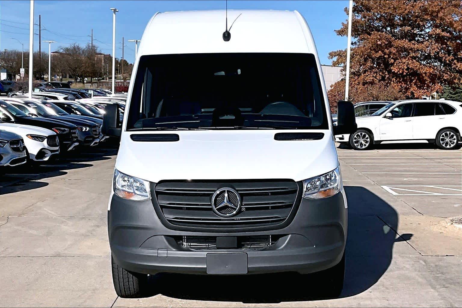 Thumbnail: 2026 Mercedes-Benz Sprinter - 6