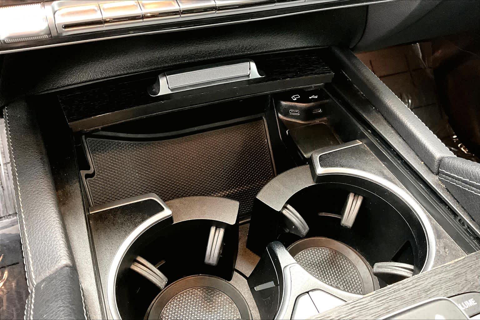 Thumbnail: 2022 Mercedes-Benz GLS - 27