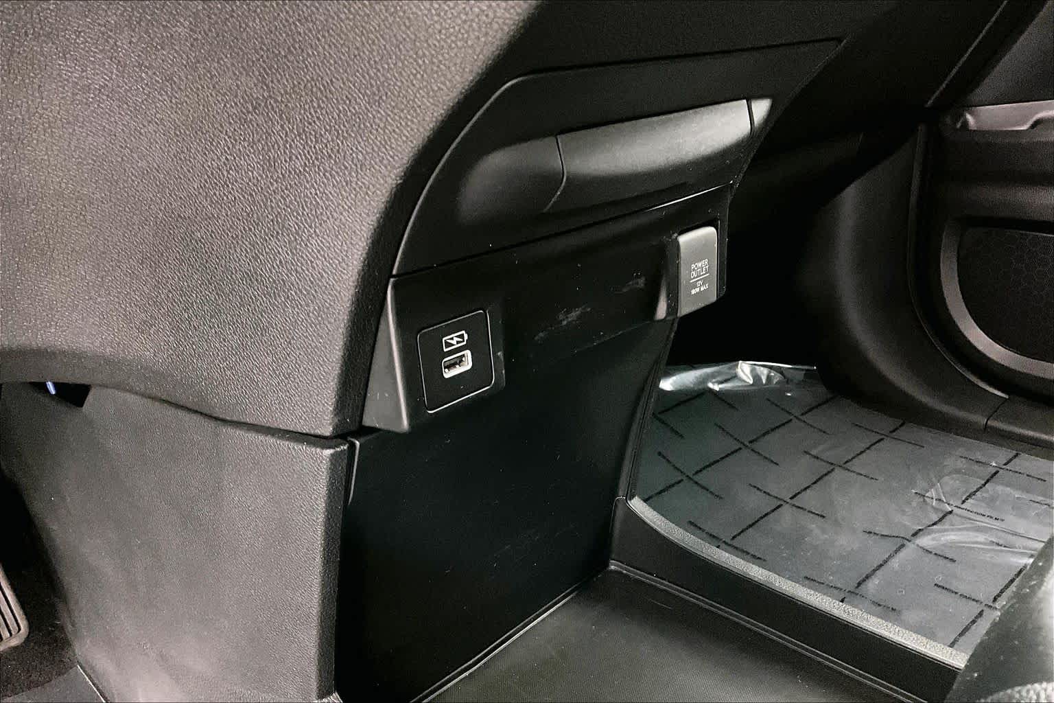 Thumbnail: 2023 Honda Odyssey - 27