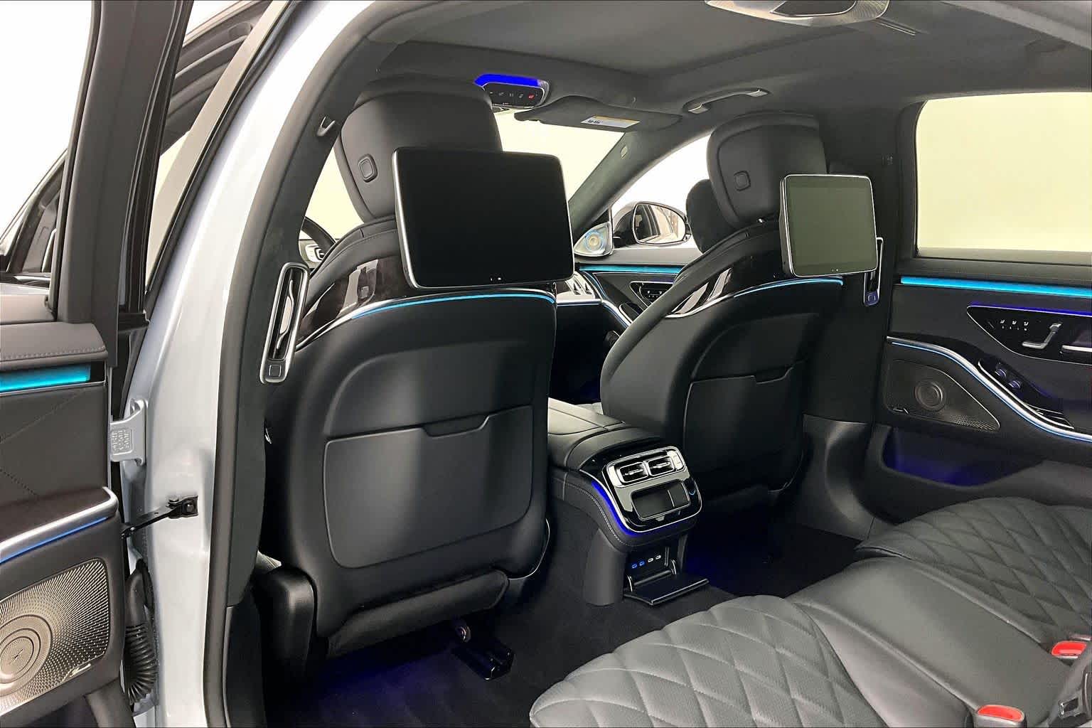 Thumbnail: 2024 Mercedes-Benz S-Class - 12