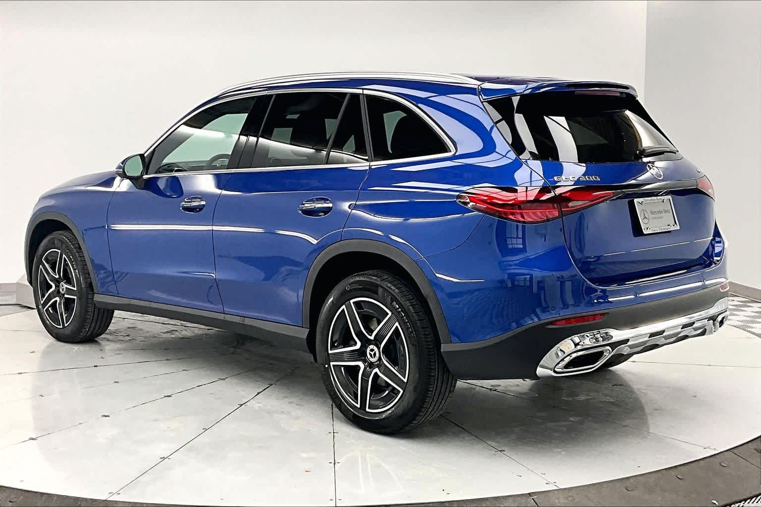 Thumbnail: 2026 Mercedes-Benz GLC - 4