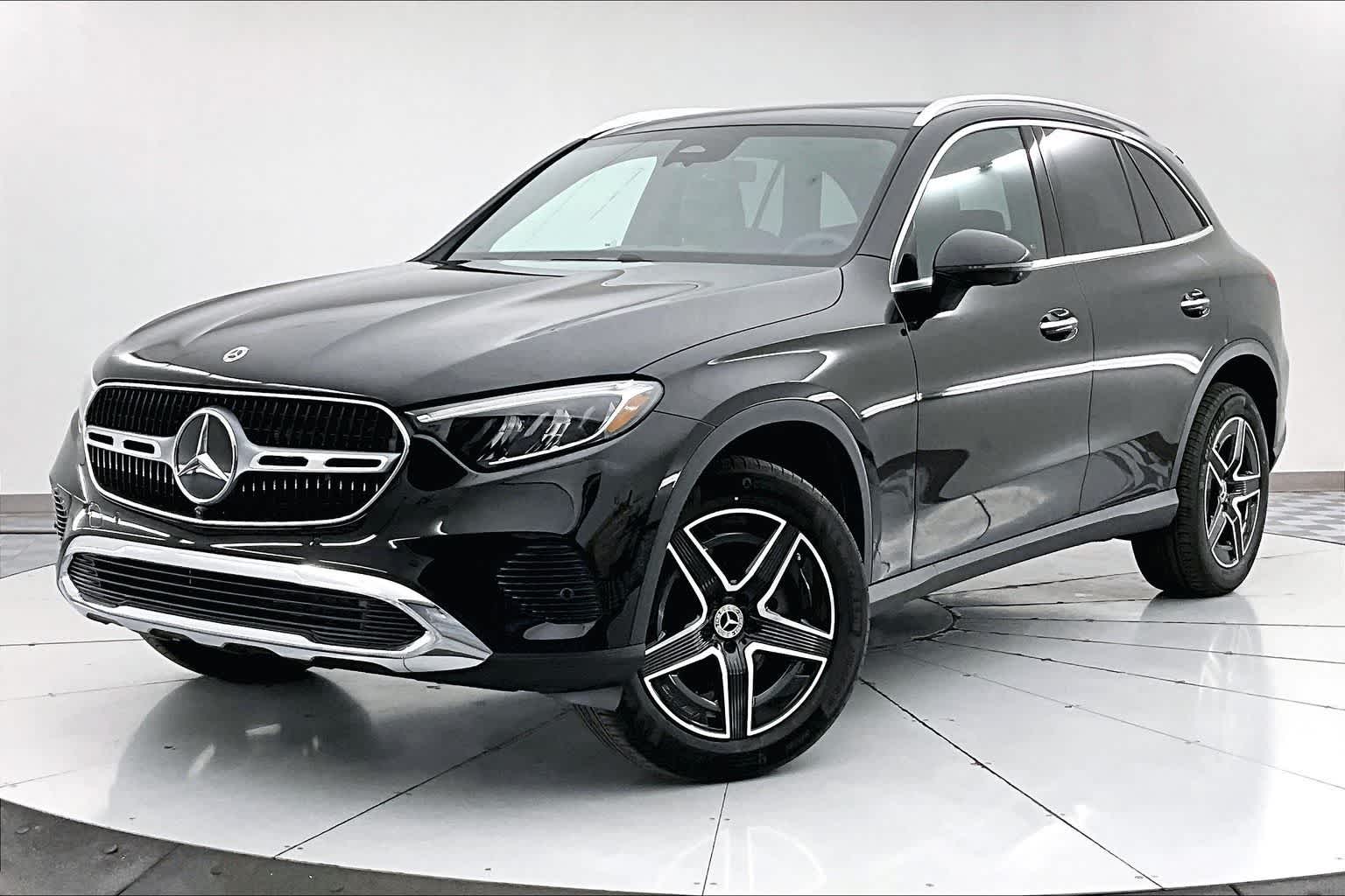 Thumbnail: 2026 Mercedes-Benz GLC - 1