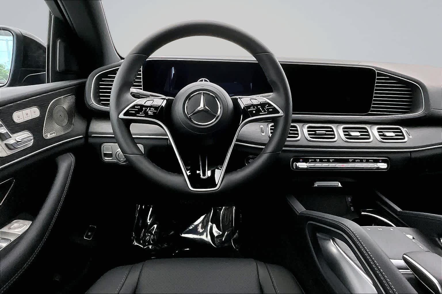 Thumbnail: 2026 Mercedes-Benz GLE - 15